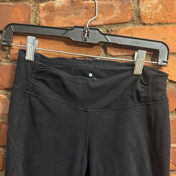 Organic Cotton Athleta Black Cropped Leggings y2k - Picture 3 of 6